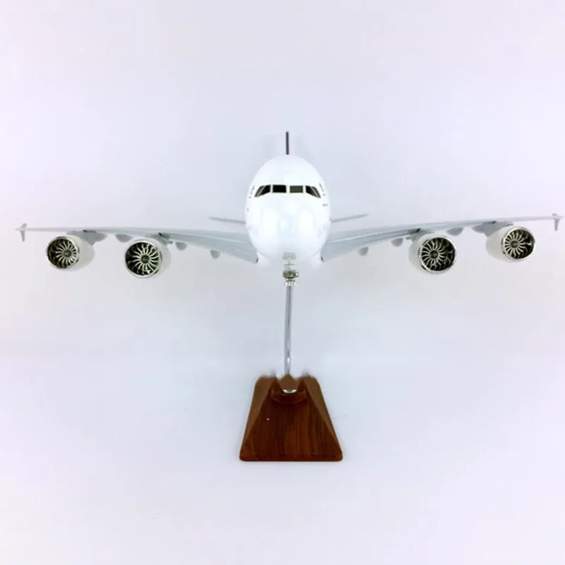 1/133 45cm de Avião Modelo de Brinquedos Airbus A380-800 Aeronaves TAILANDÊS companhia Aérea, Liga de Plástico de Avião W Base F Exibição Avião de Presente Lembrança Imagem 2