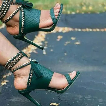 Verde Serpentina de Borla Sandálias de Uma Linha com Corrente Pulseira de Tornozelo de salto alto Sapatos das Mulheres 